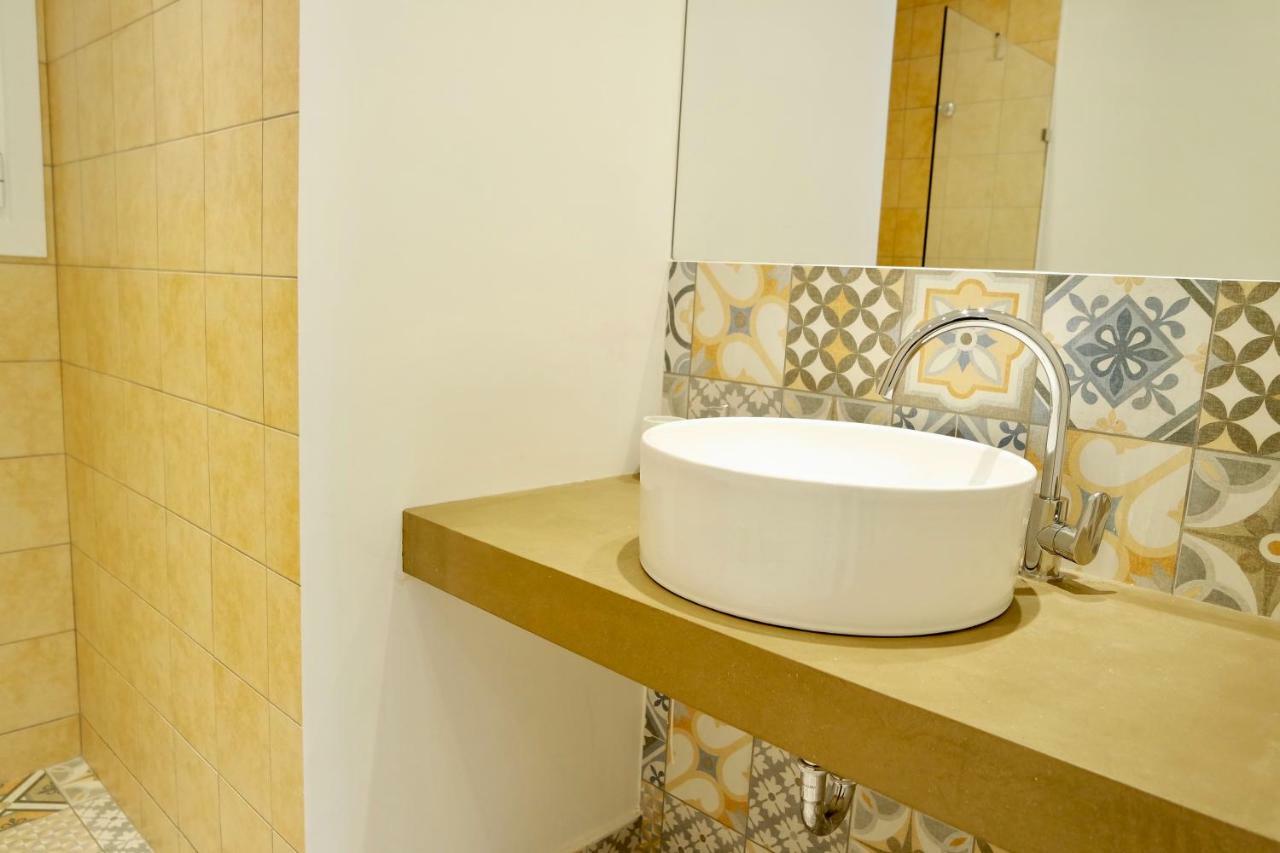 Design Apartment In The City Of Athena Bagian luar foto