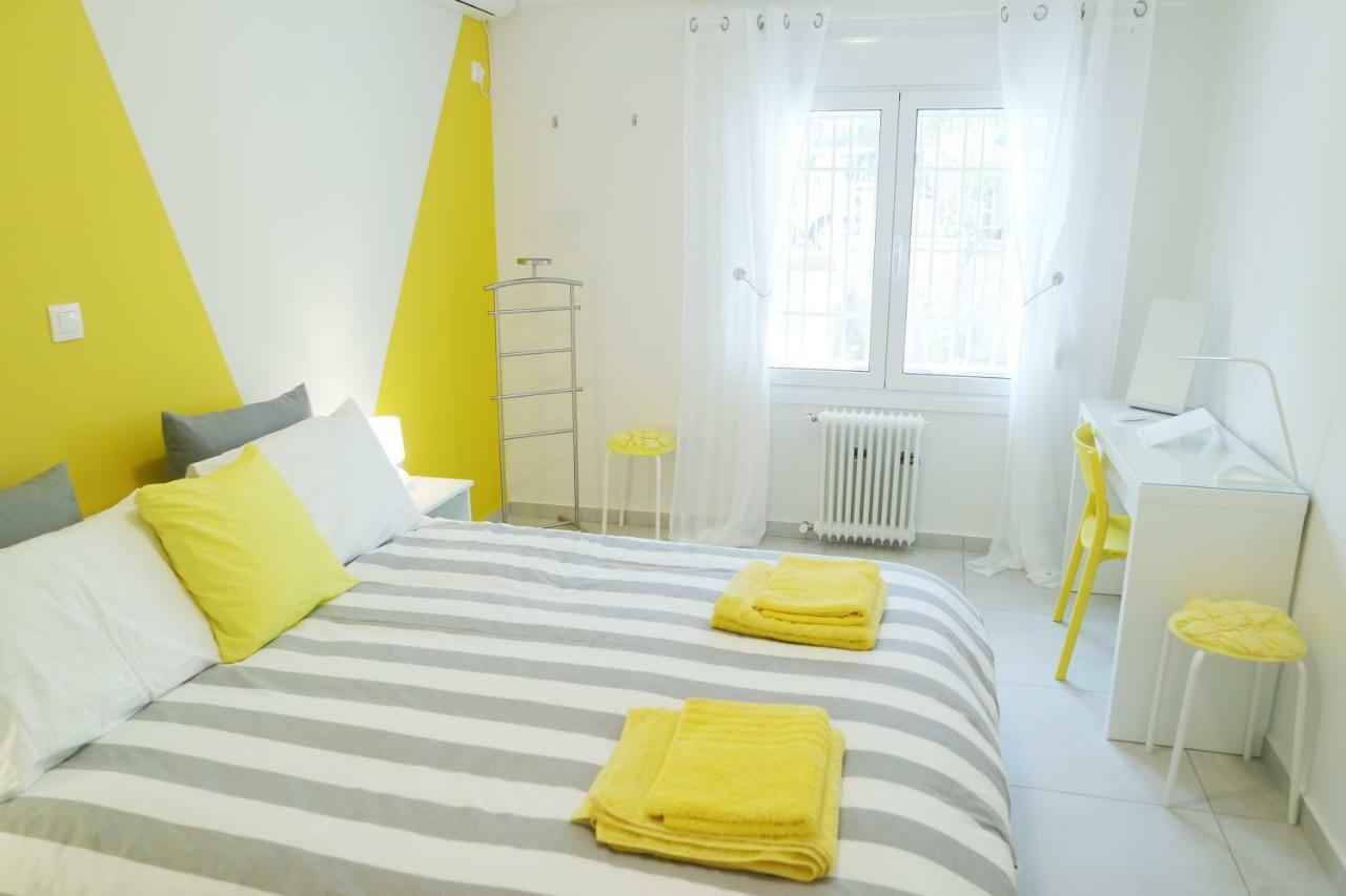 Design Apartment In The City Of Athena Bagian luar foto