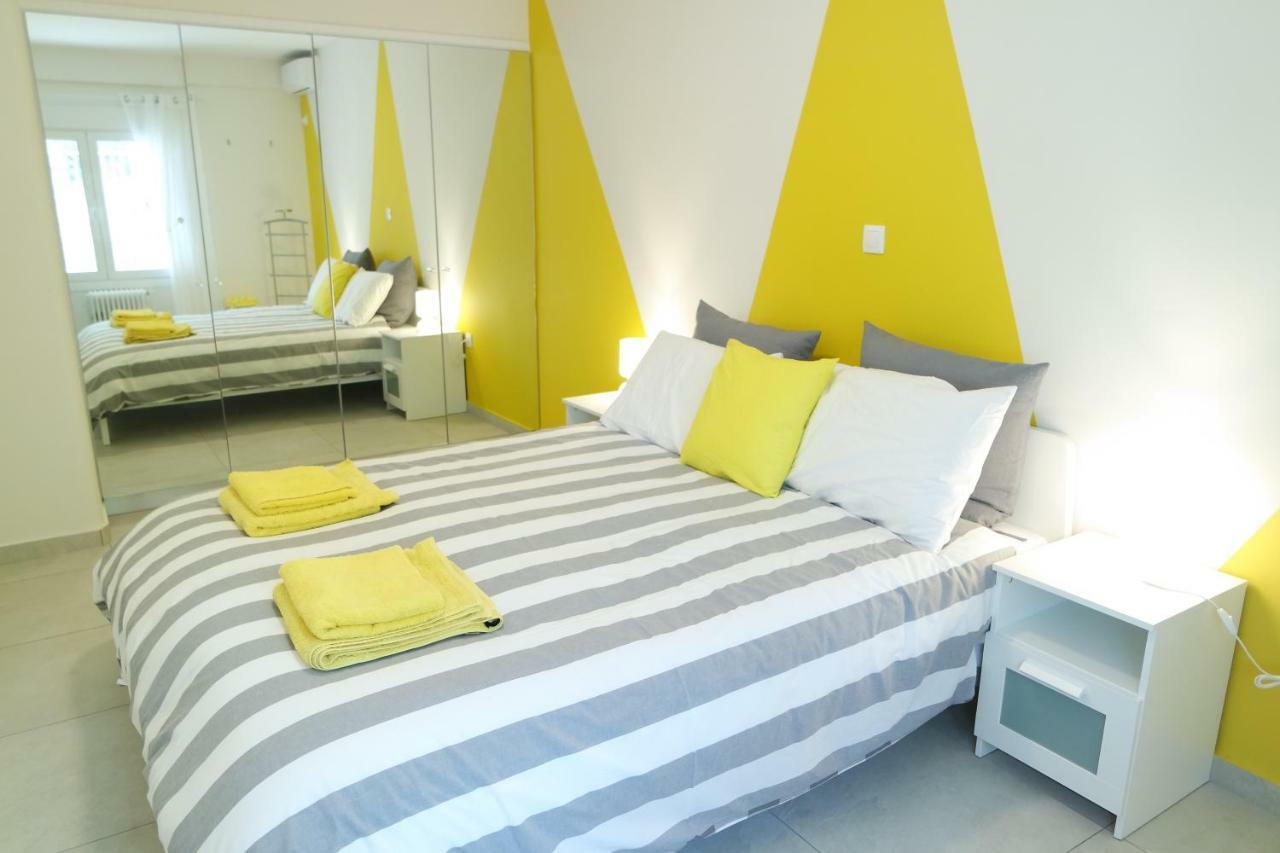 Design Apartment In The City Of Athena Bagian luar foto